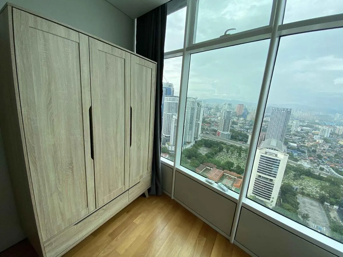 Apartment Sky Suites Luxury Unit With Klcc View Kuala Lumpur